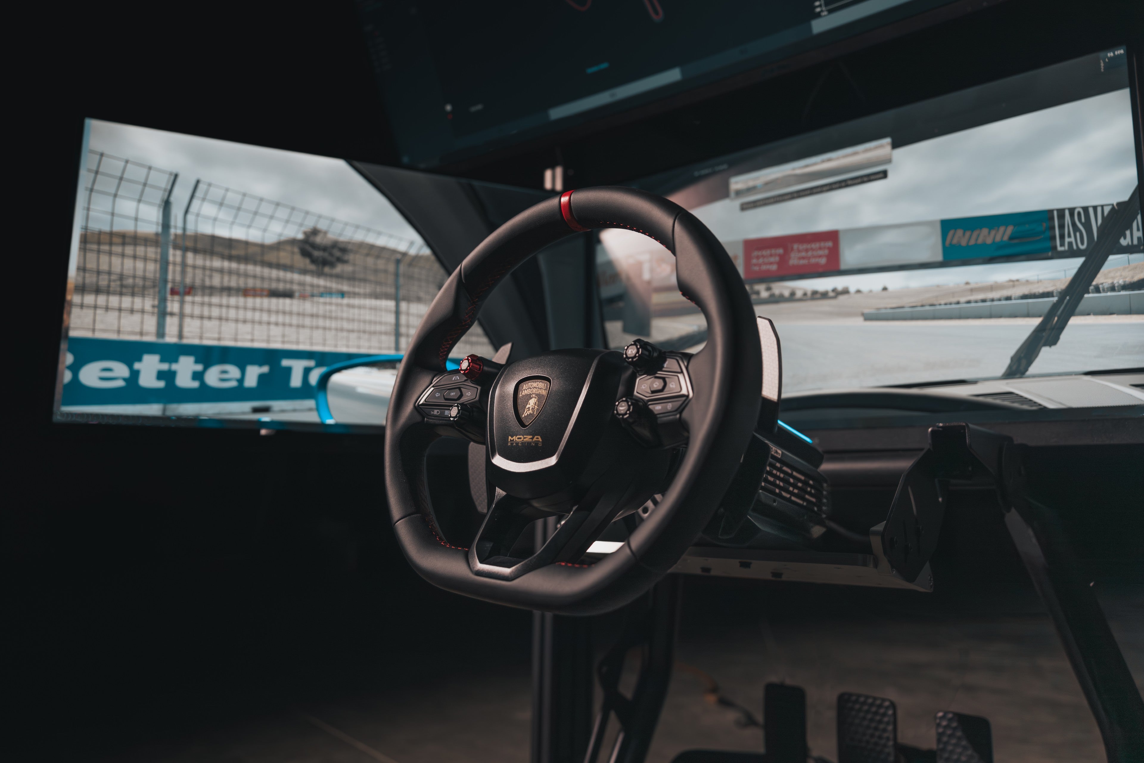 moza-racing-volante-revuelto-per-sim-racing-licenza-ufficiale-lamborghini image 2